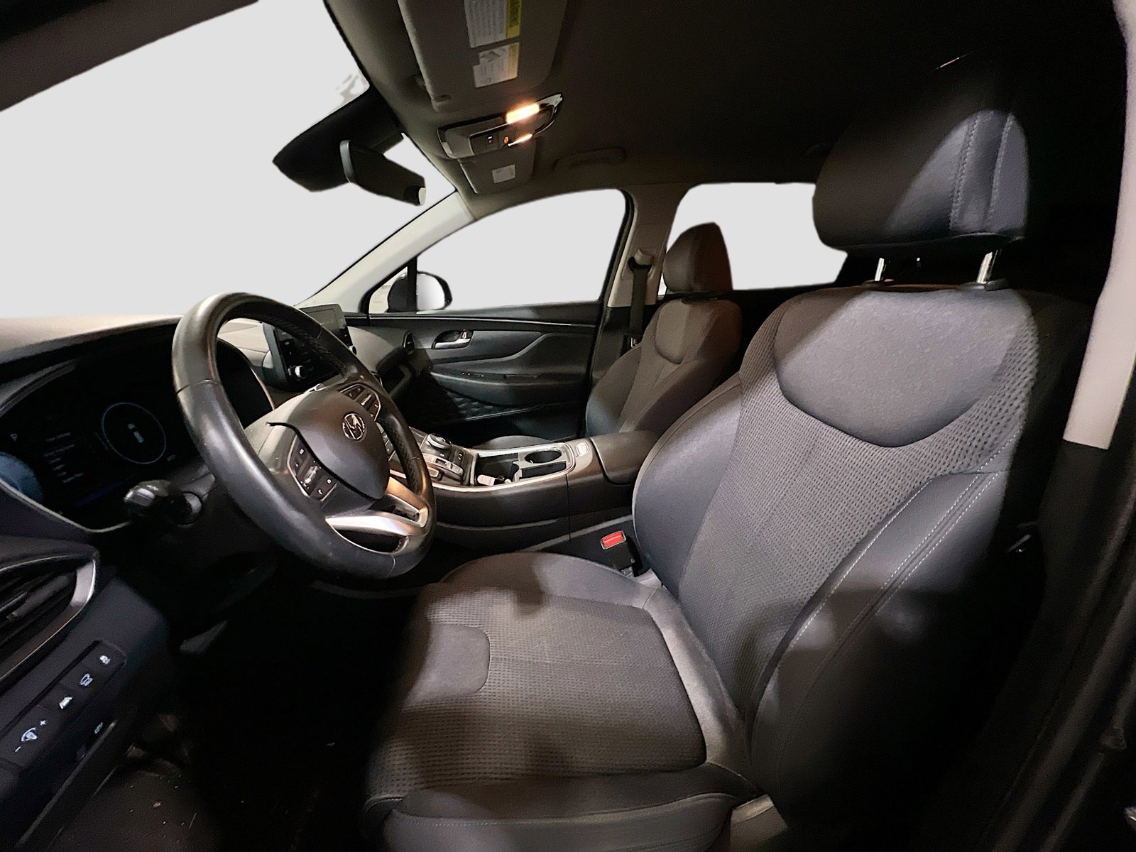 Used 2022 Hyundai Santa Fe SEL w/ Convenience Package image 14