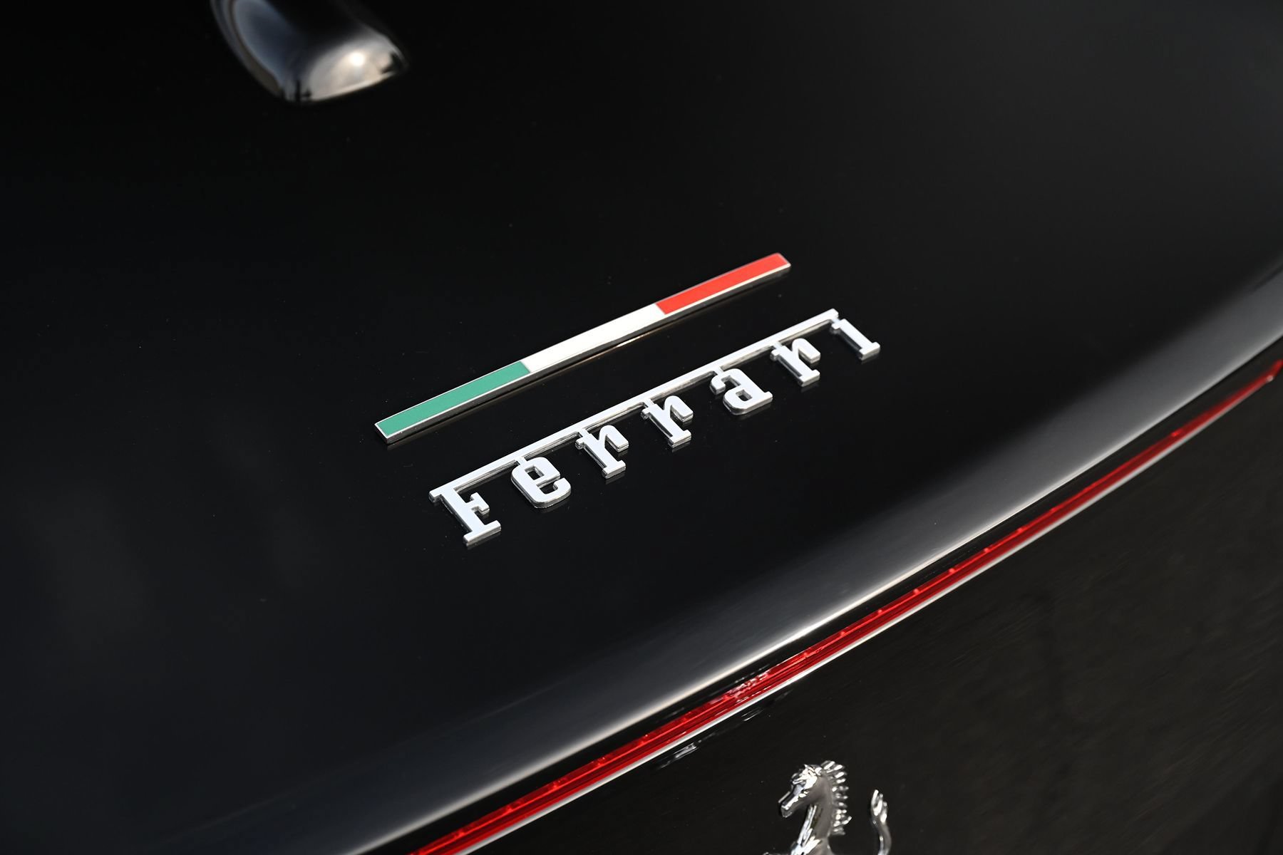 Used 2016 Ferrari California T RWD image 30