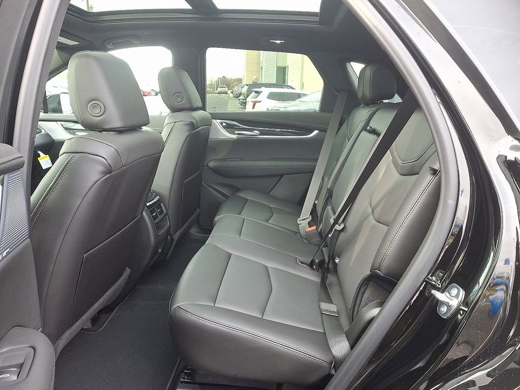 New 2026 Cadillac XT5 Premium Luxury w/ Driver Assist Package image 5
