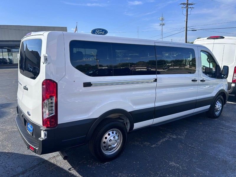 New 2025 Ford Transit 350 148 Low Roof Wagon AWD image 4