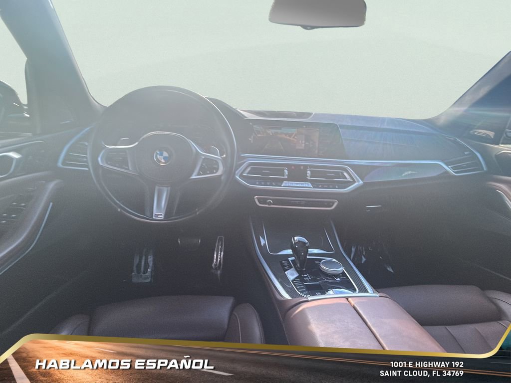 Used 2021 BMW X5 M50i w/ Parking Assistance Package image 27