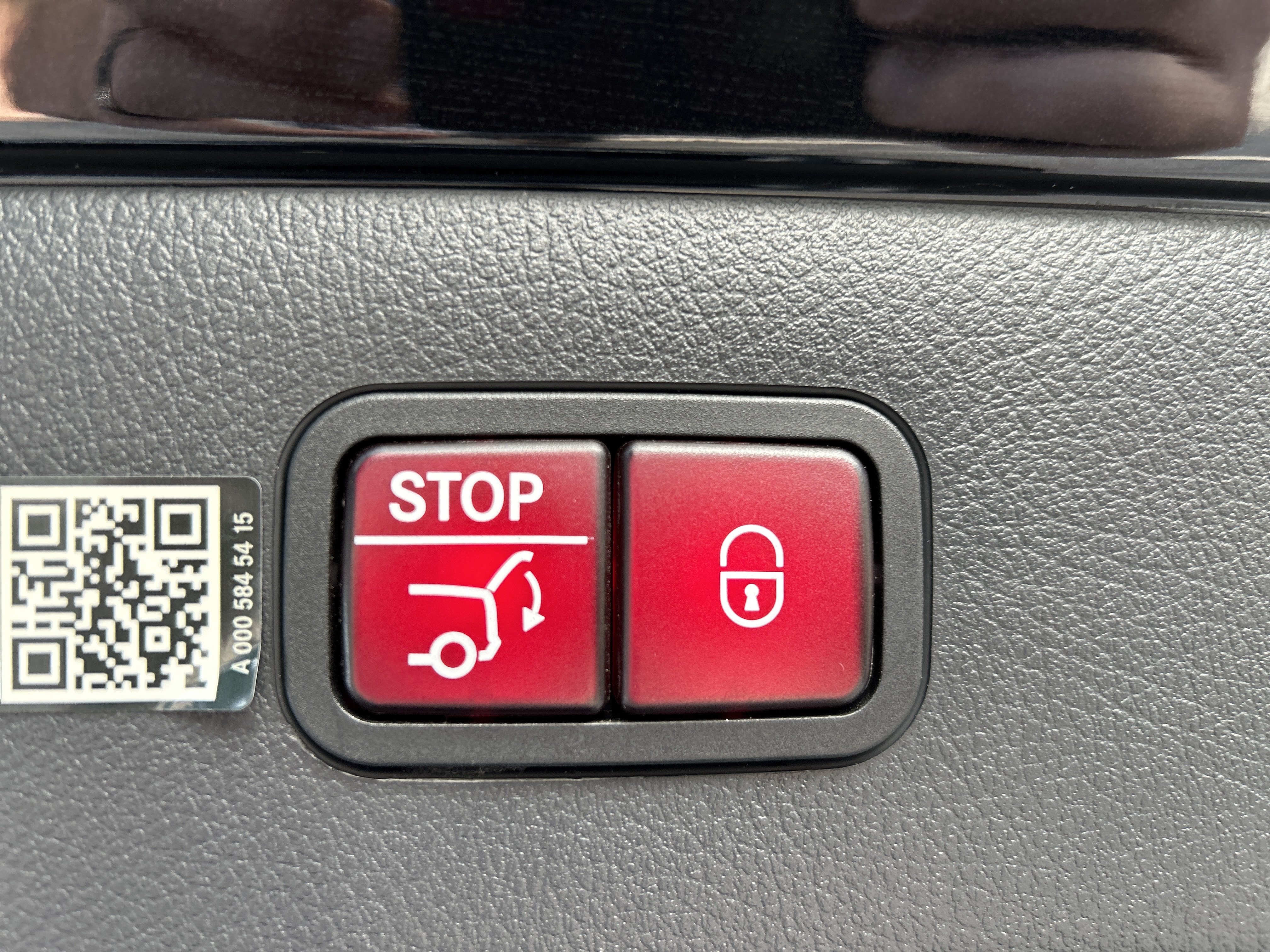 Certified 2023 Mercedes-Benz EQS 580 4MATIC Sedan image 11