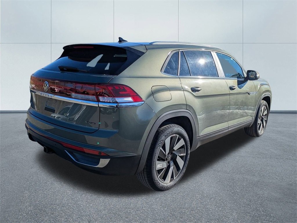 New 2026 Volkswagen Atlas Cross Sport SE image 3