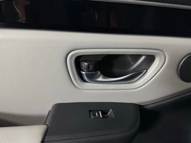 Used 2025 Honda Pilot Touring image 28