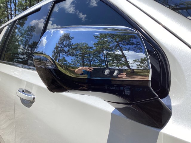 New 2025 Chevrolet Suburban Premier w/ Sun And Tow Package image 10