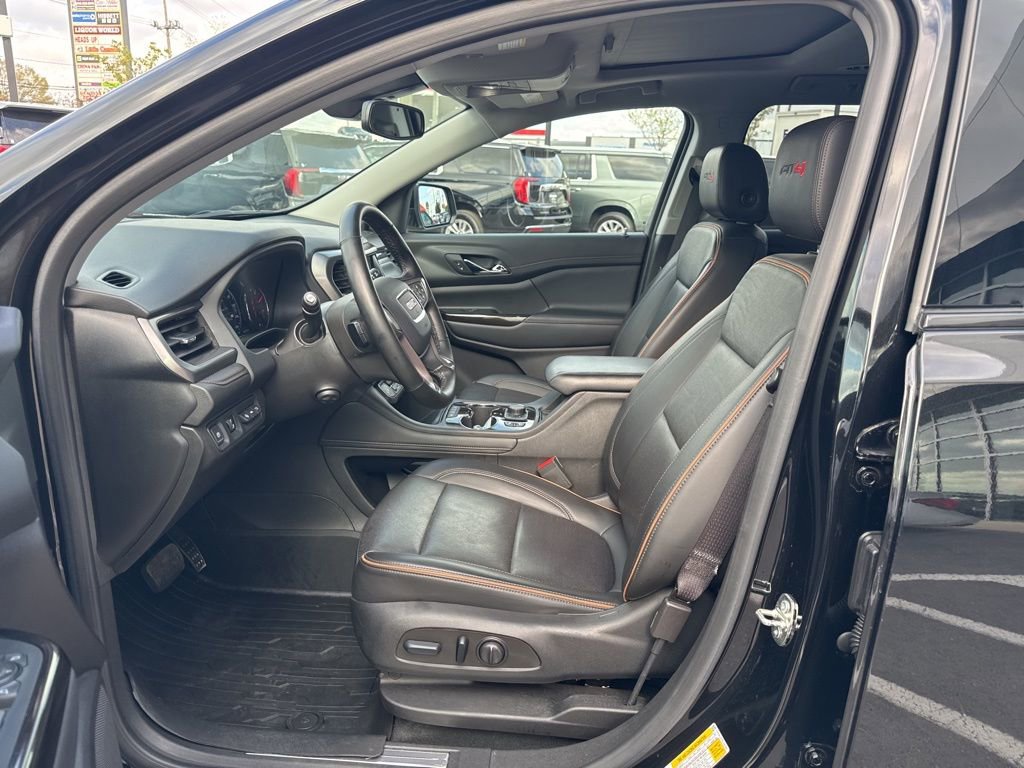 Used 2023 GMC Acadia AT4 w/ Technology Package image 15