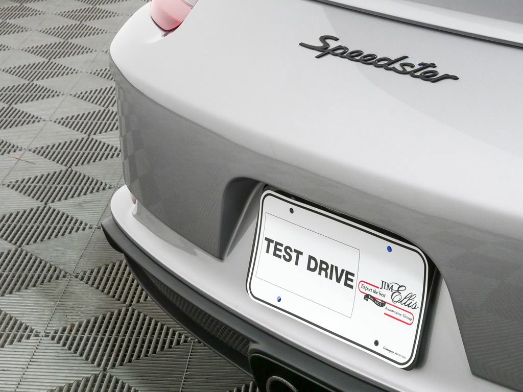 Certified 2019 Porsche 911 Speedster image 36