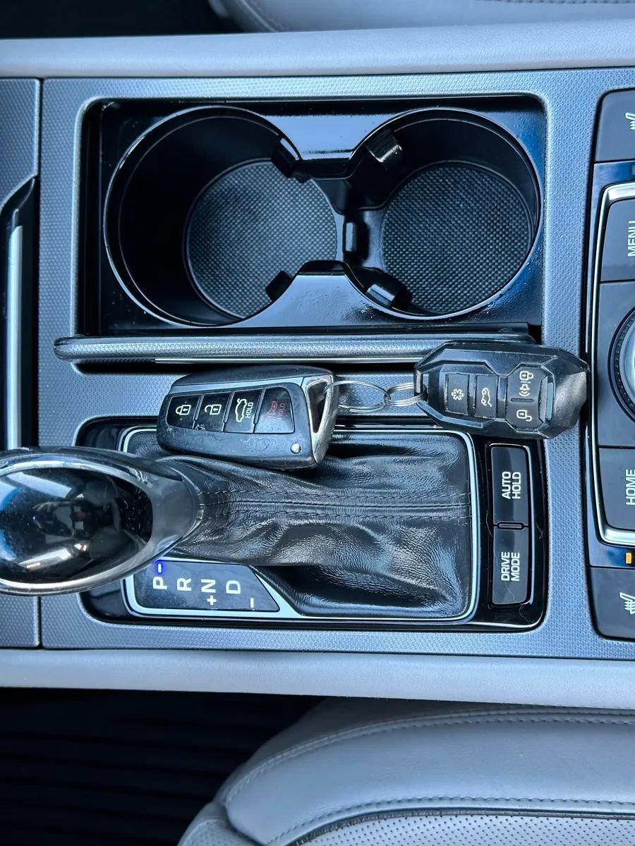 Used 2015 Hyundai Genesis 3.8 w/ Option Group 04 image 24