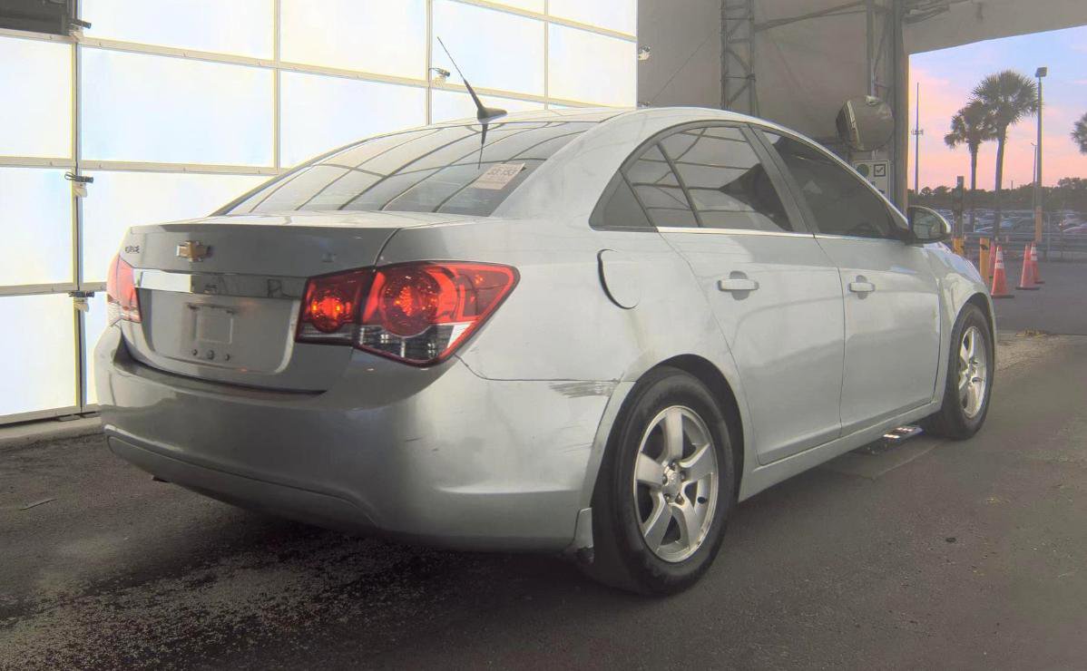 Used 2013 Chevrolet Cruze LT FWD image 4