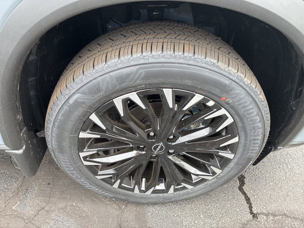 New 2026 Nissan Rogue Dark Armor AWD/4WD image 9
