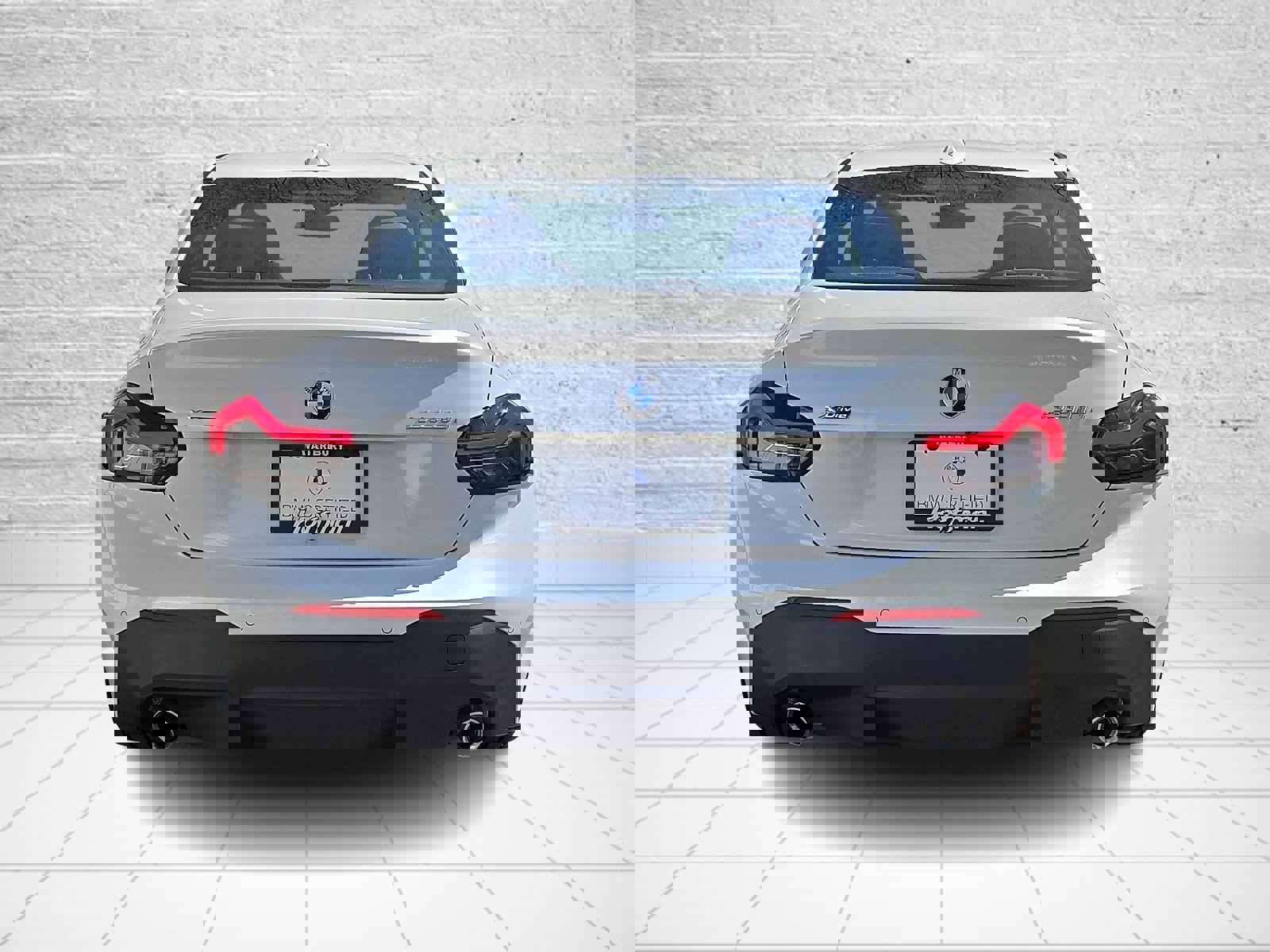 Used 2023 BMW 230i xDrive Coupe w/ Premium Package AWD/4WD image 5