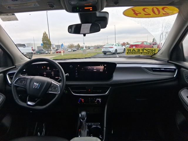 Used 2024 Buick Encore GX Sport Touring image 13