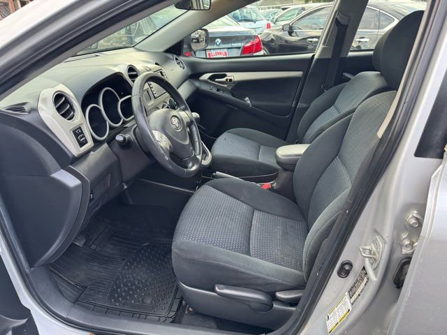Used 2009 Toyota Matrix XRS image 9