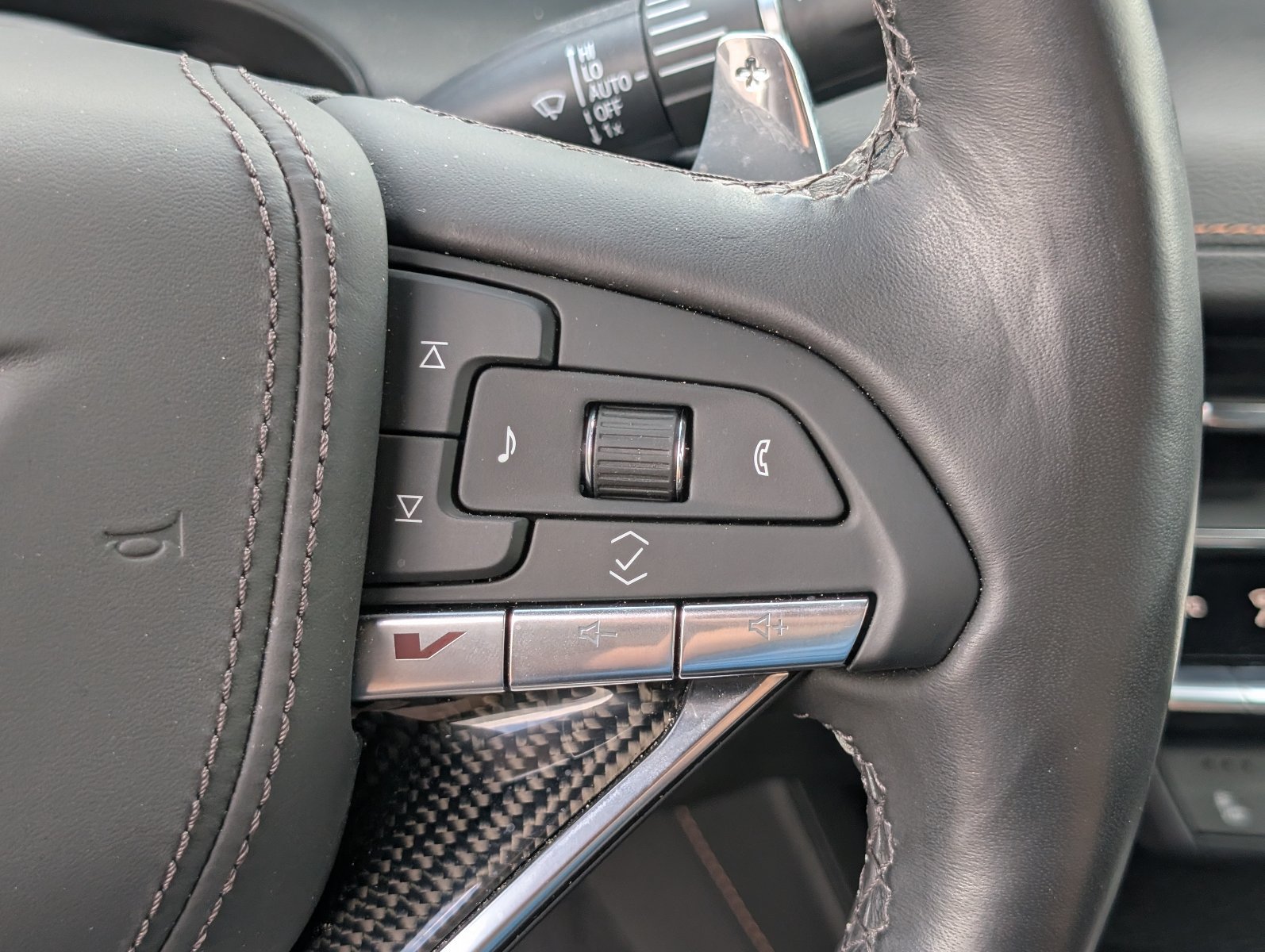 Certified 2025 Cadillac CT5 V w/ LPO, Blue Accent Package RWD image 26