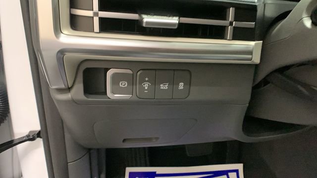 Used 2024 Hyundai Santa Fe SEL AWD/4WD image 9