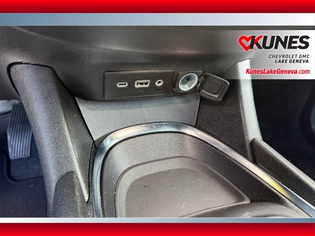 Used 2024 Chevrolet Malibu LT image 17