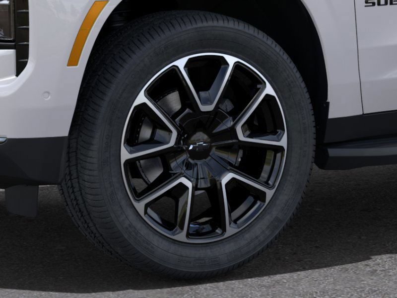 Certified 2025 Chevrolet Suburban RST w/ Comfort Package AWD/4WD image 9