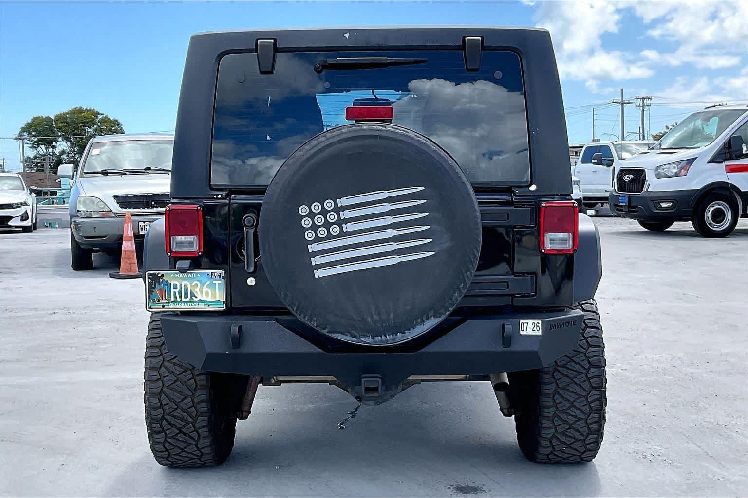 Used 2013 Jeep Wrangler Unlimited Sahara w/ Connectivity Group AWD/4WD image 5