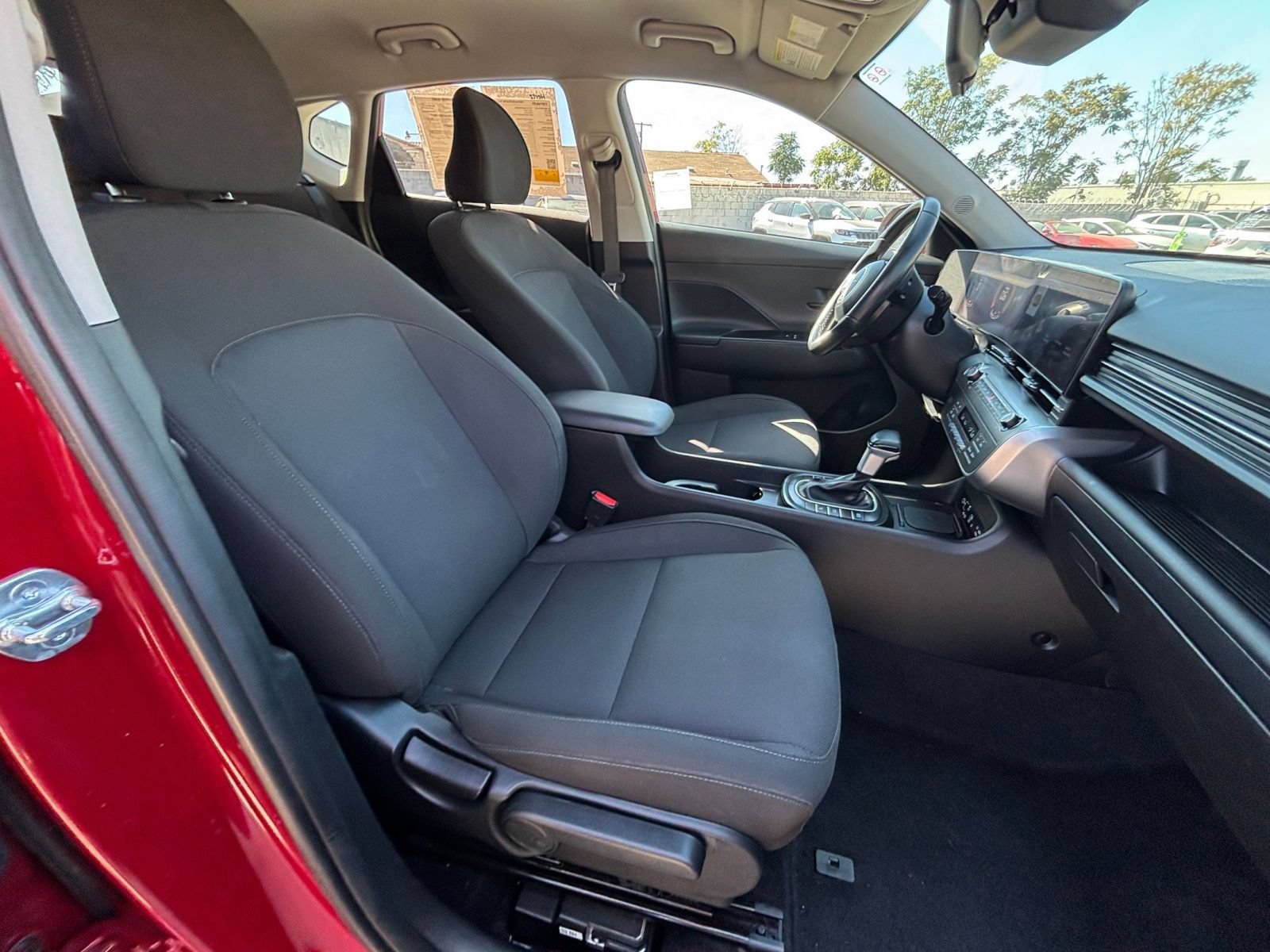 Used 2026 Hyundai Kona SEL Sport FWD image 35