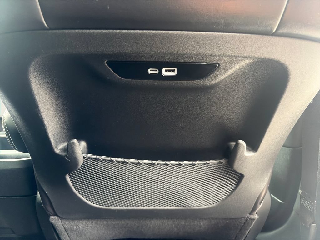 Used 2026 Chrysler Pacifica Select FWD image 41