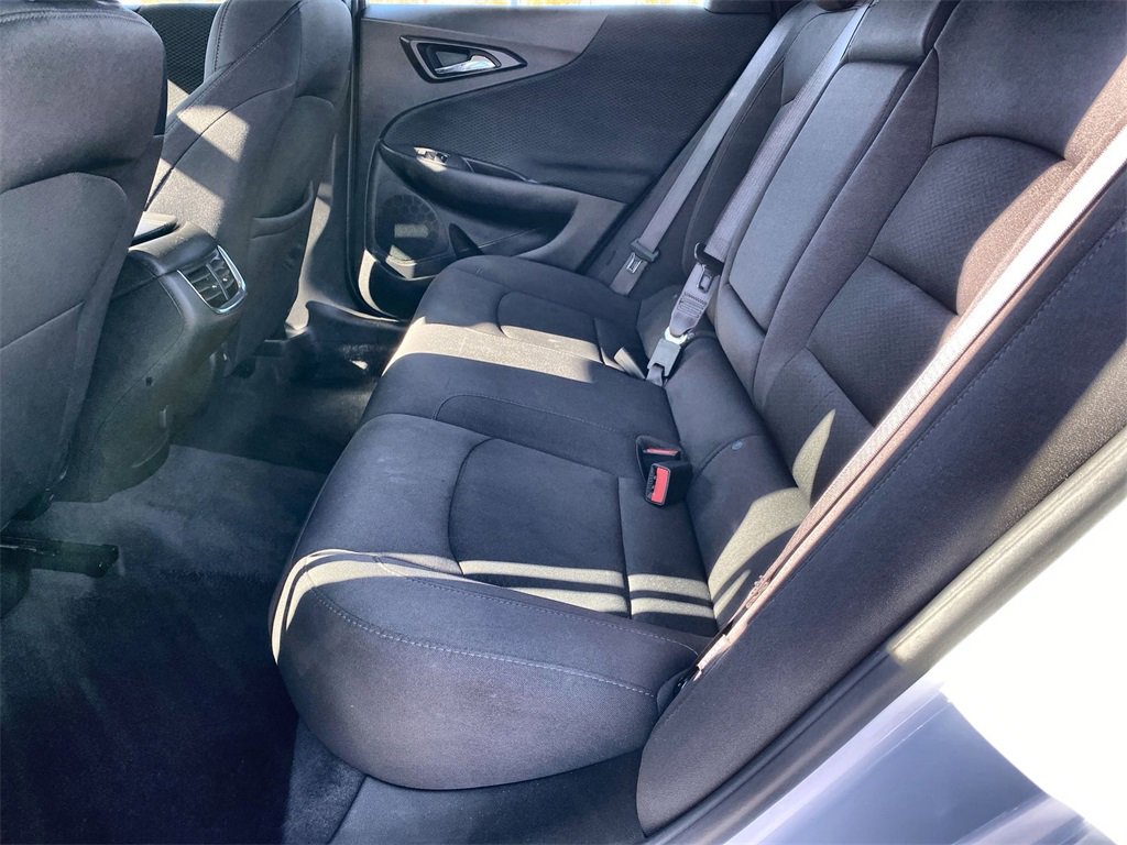 Used 2024 Chevrolet Malibu LT image 34