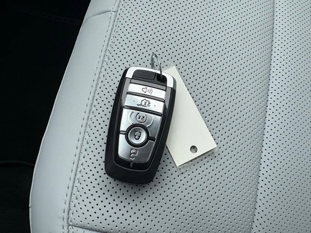 New 2026 Ford Explorer Platinum w/ LUX Leather Package AWD/4WD image 29