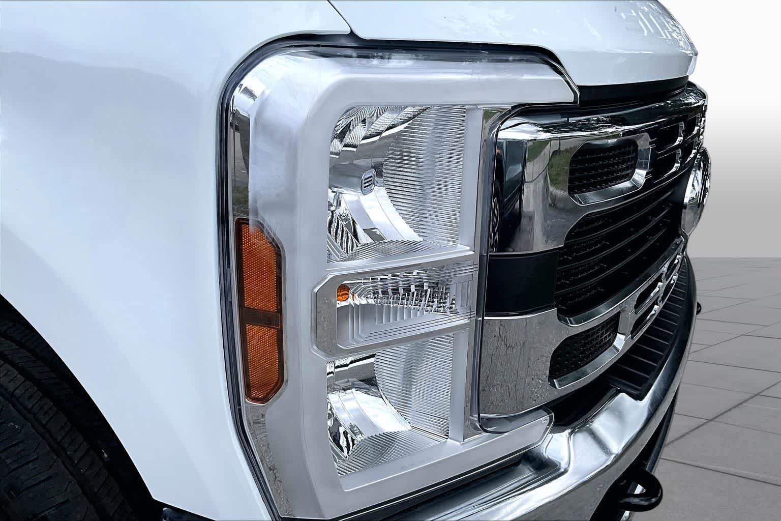 Used 2025 Ford F250 XLT AWD/4WD image 28