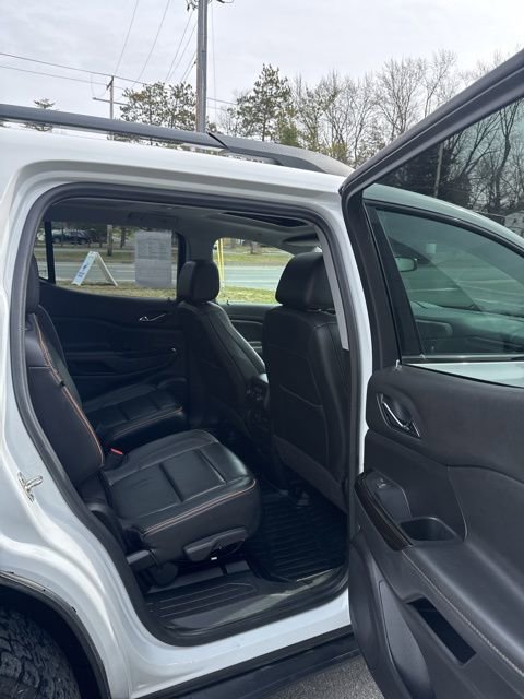 Used 2023 GMC Acadia AT4 w/ Technology Package image 20