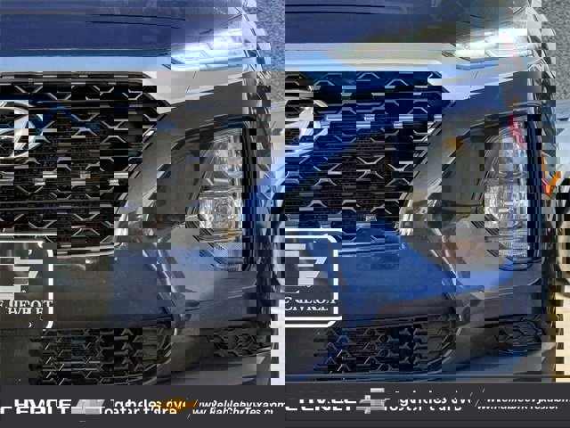 Used 2019 Hyundai Santa Fe SE image 4