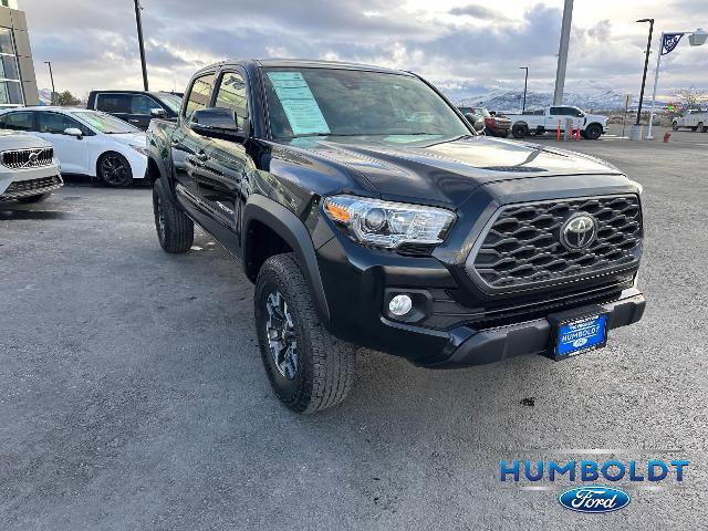 Used 2020 Toyota Tacoma TRD Off-Road w/ Technology Package image 3