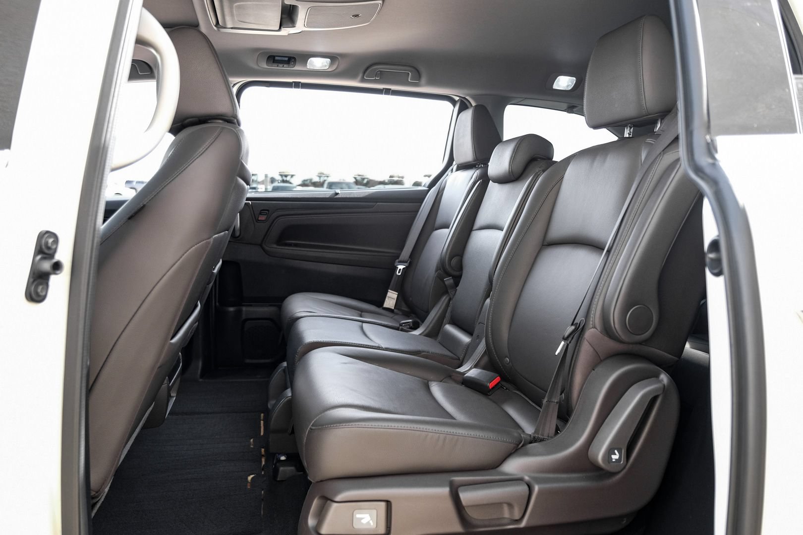 Used 2020 Honda Odyssey Elite image 42