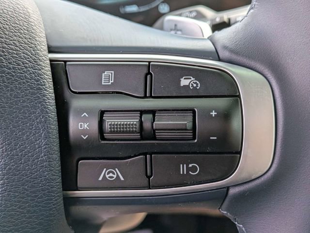 Used 2025 Kia Sportage EX w/ EX Premium Package image 28