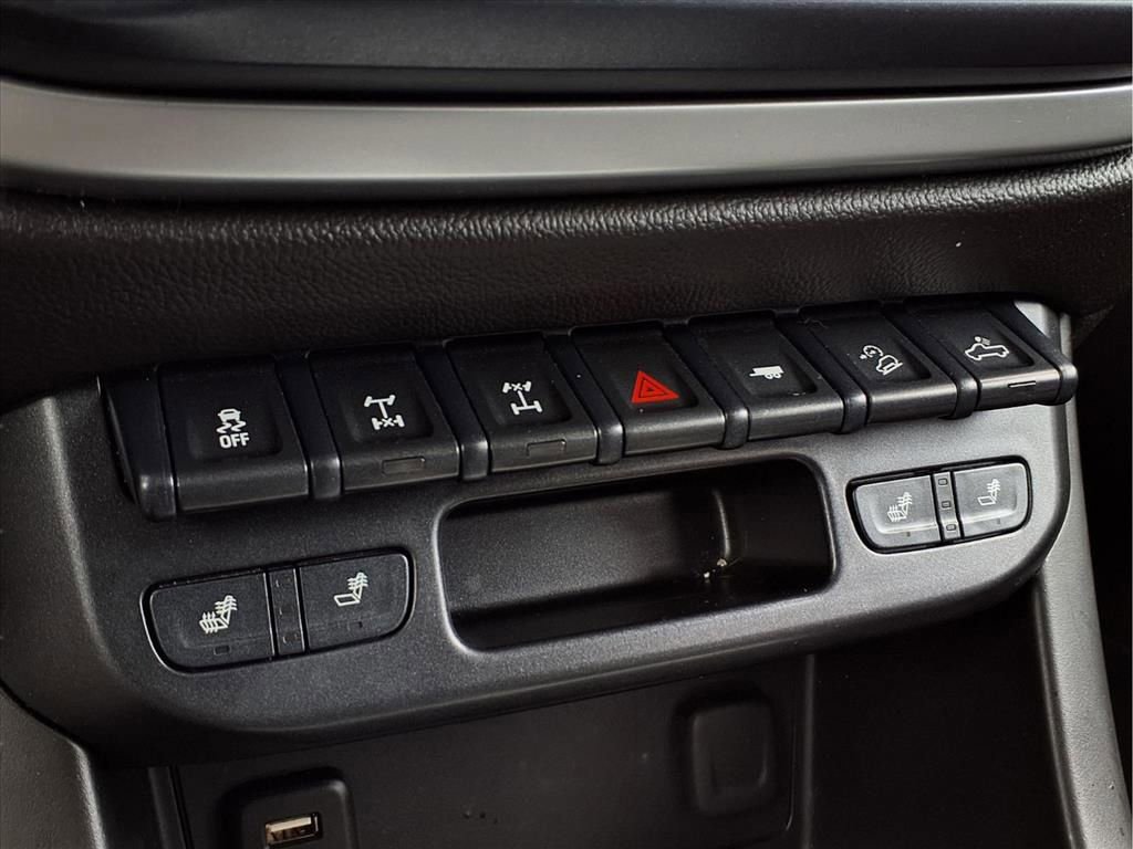 Used 2018 Chevrolet Colorado ZR2 AWD/4WD image 9