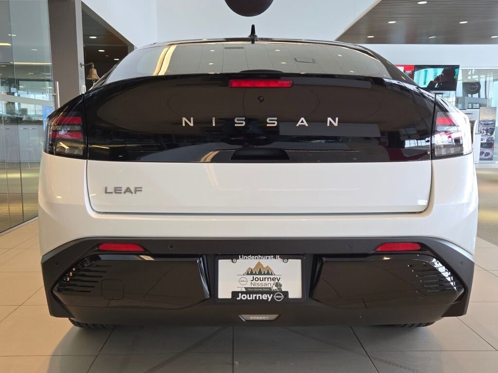 New 2026 Nissan Leaf SV+ w/ Floor Mat Package (SV+) image 14