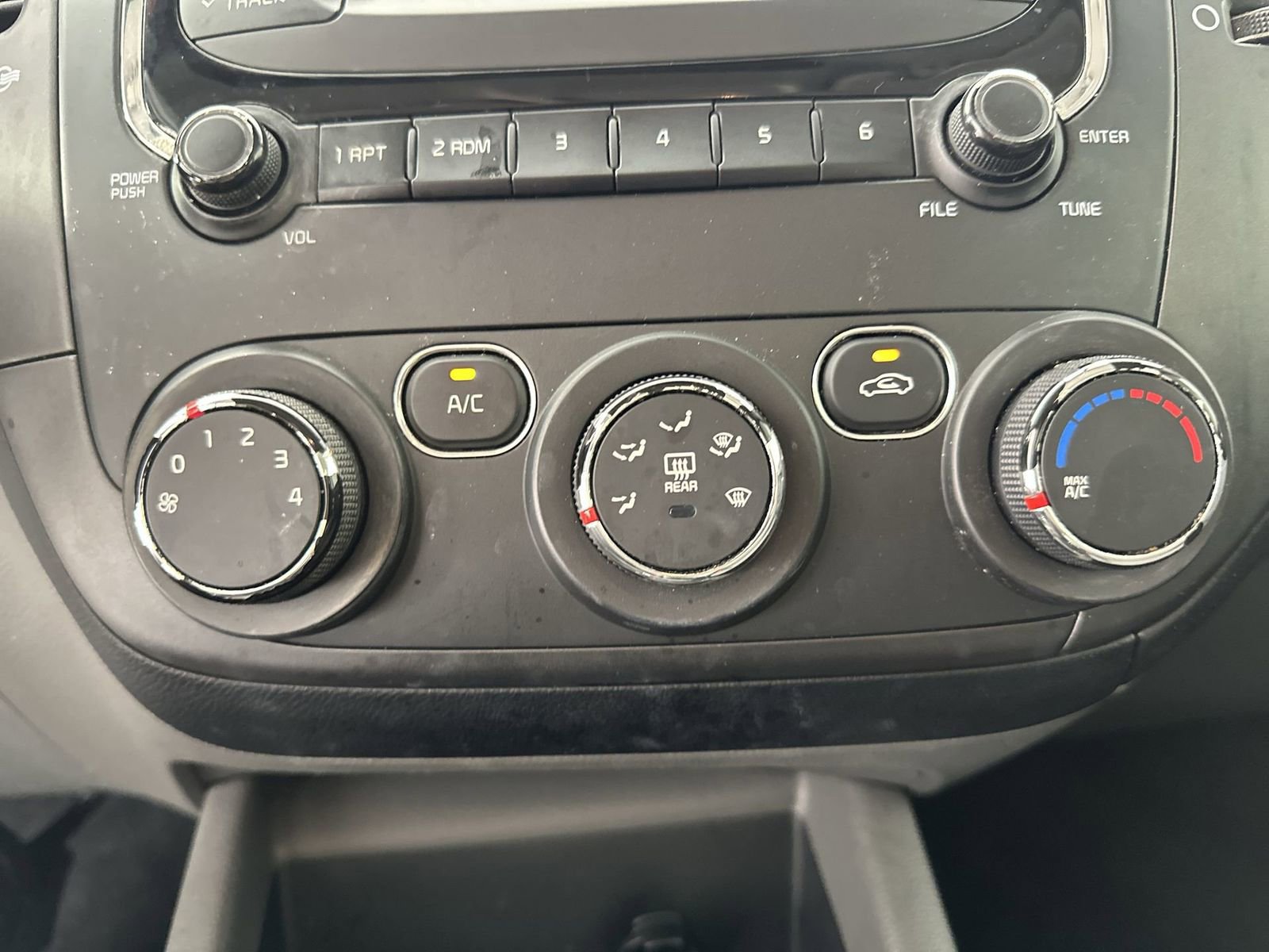 Used 2017 Kia Forte LX image 19