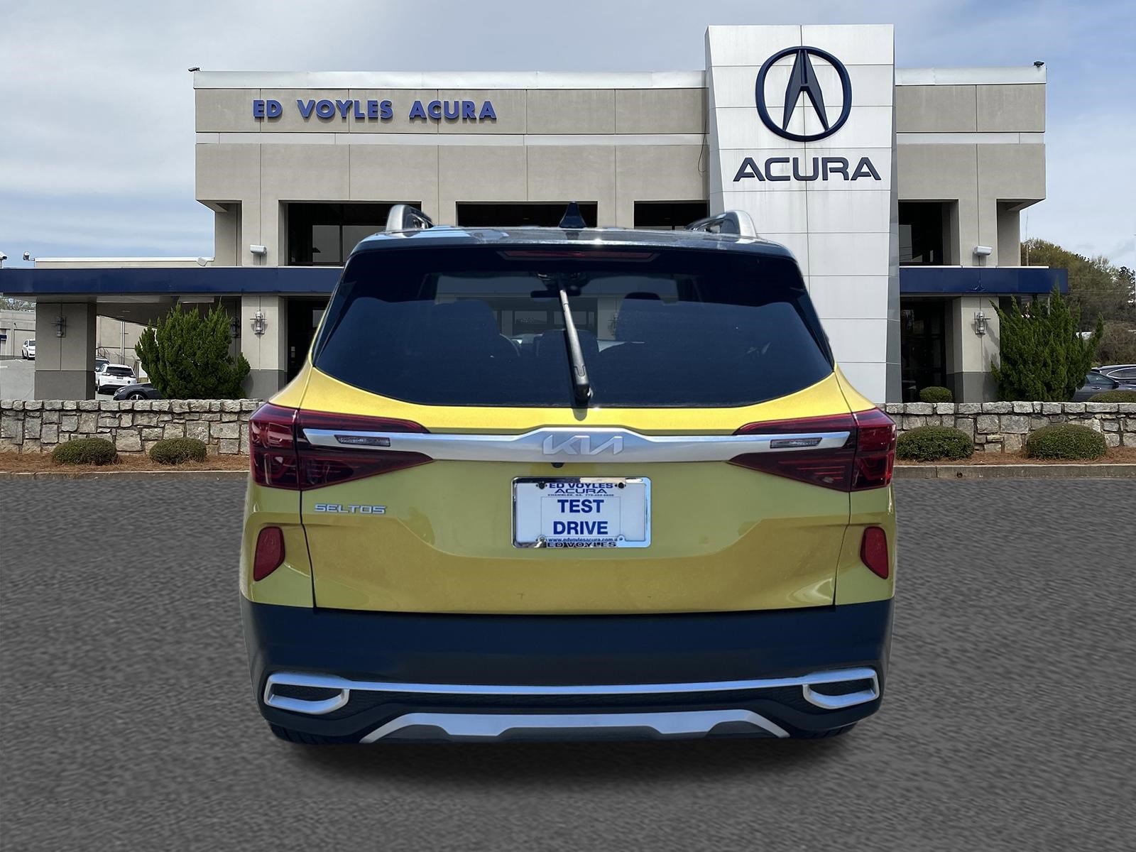 Used 2023 Kia Seltos Nightfall Edition AWD/4WD image 6