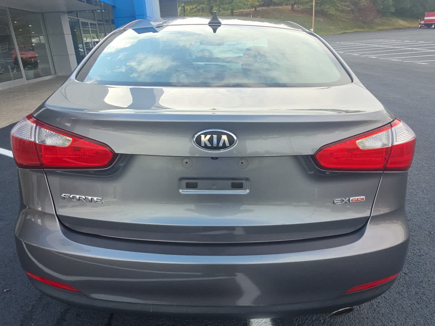Used 2015 Kia Forte EX w/ UVO Package W/17" Alloys FWD image 11