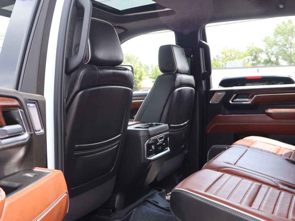 Used 2024 GMC Sierra 2500 Denali Ultimate w/ LPO, GMC Protection Package AWD/4WD image 31
