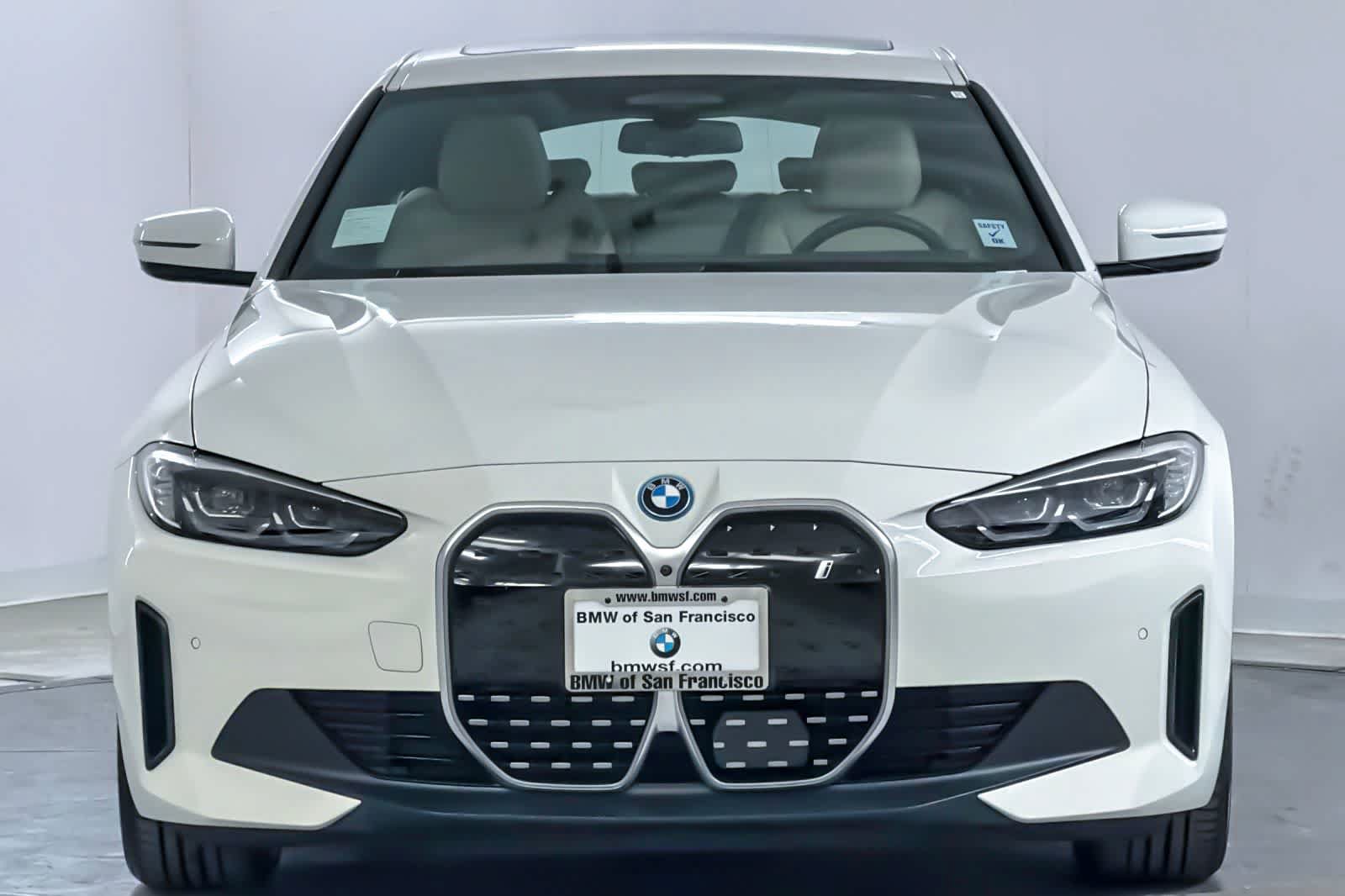 Used 2023 BMW i4 eDrive35 RWD image 10