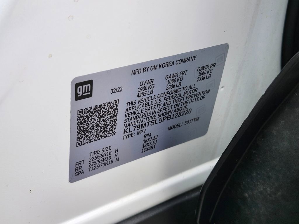 Used 2023 Chevrolet TrailBlazer RS w/ Sun and Liftgate Package image 32