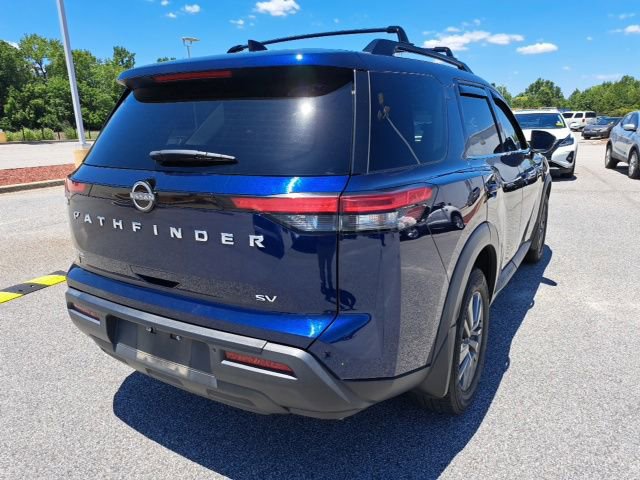 Used 2024 Nissan Pathfinder SV w/ Lighting Package (N92) FWD image 9