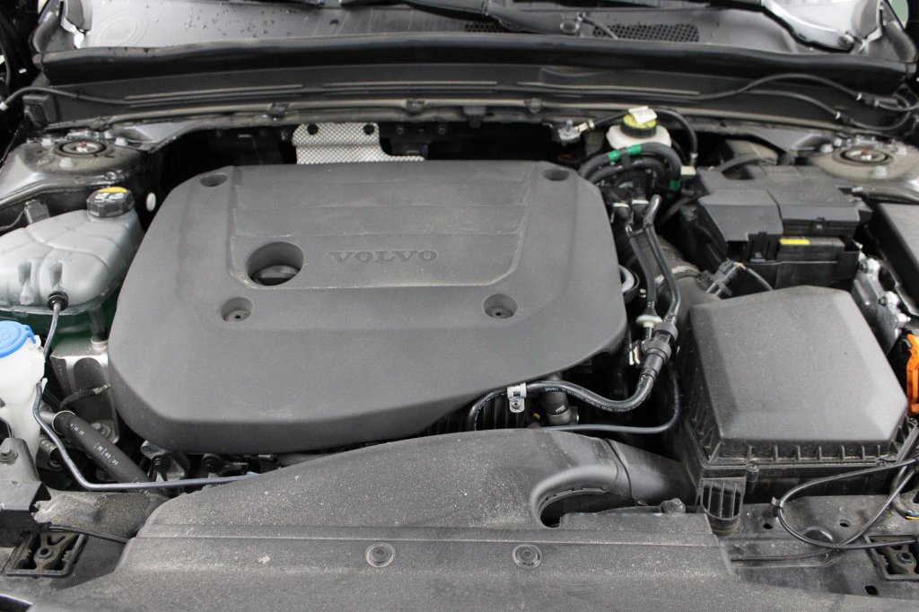 Used 2025 Volvo XC40 B5 Ultra AWD/4WD image 47