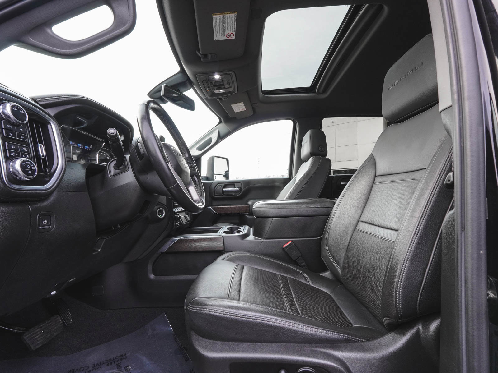 Used 2022 GMC Sierra 3500 Denali image 31