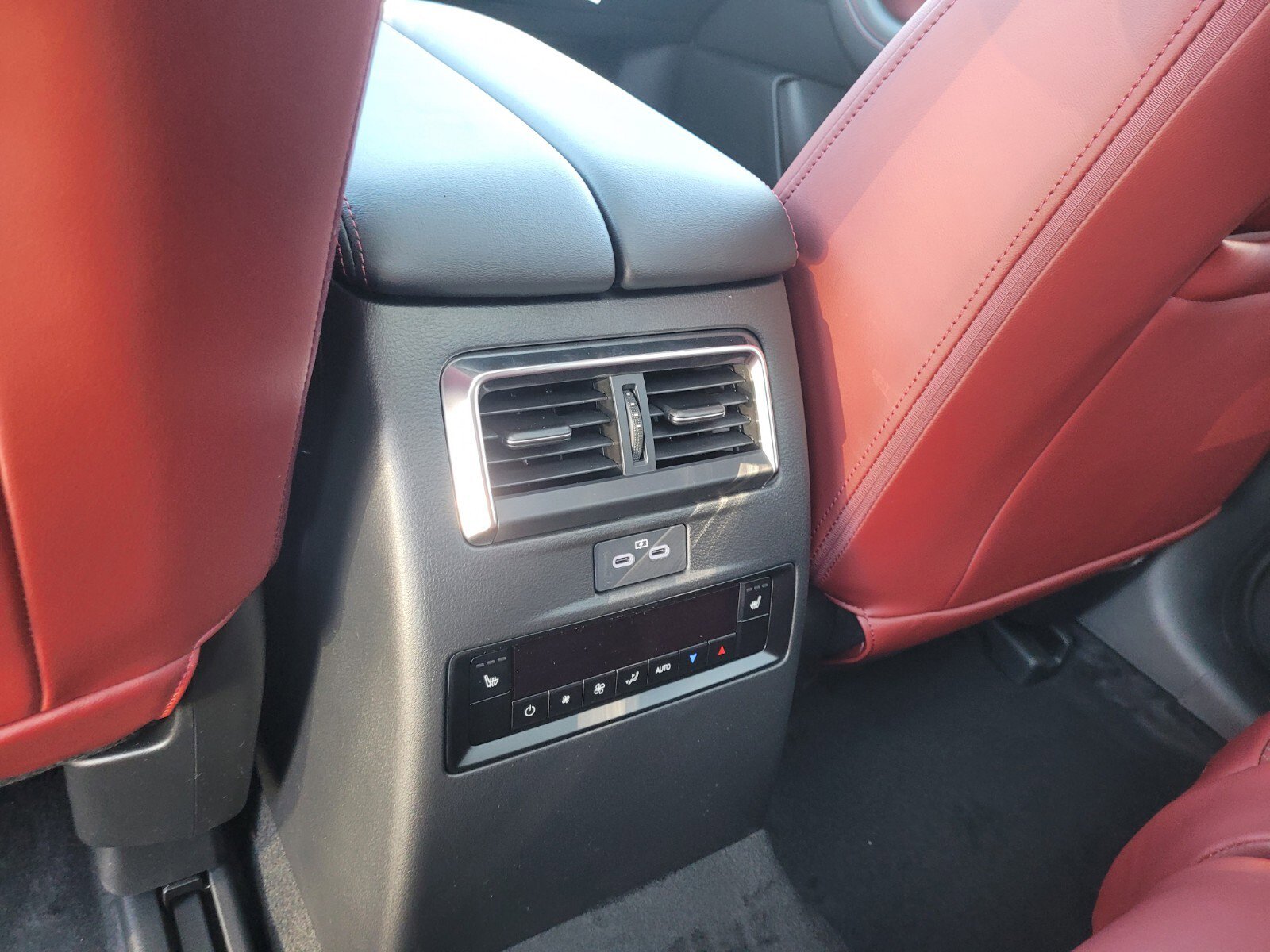 New 2026 MAZDA CX-70 3.3 Turbo S w/ Premium Package AWD/4WD image 7