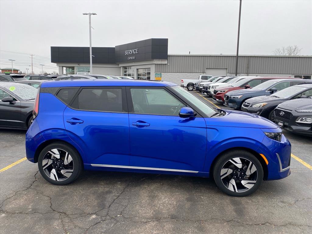 Certified 2023 Kia Soul GT-Line FWD image 9