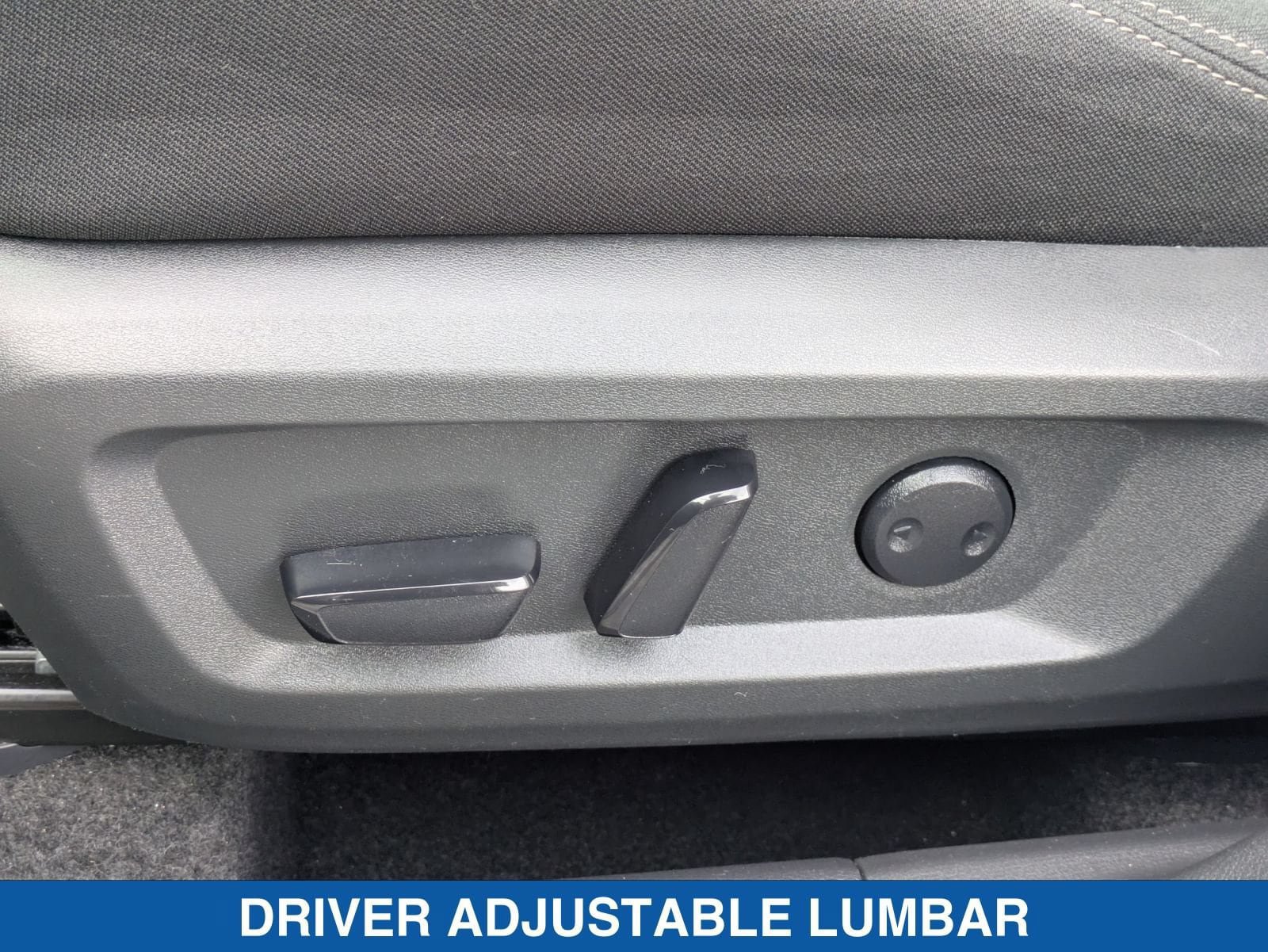 Used 2024 Nissan Rogue SV AWD/4WD image 27