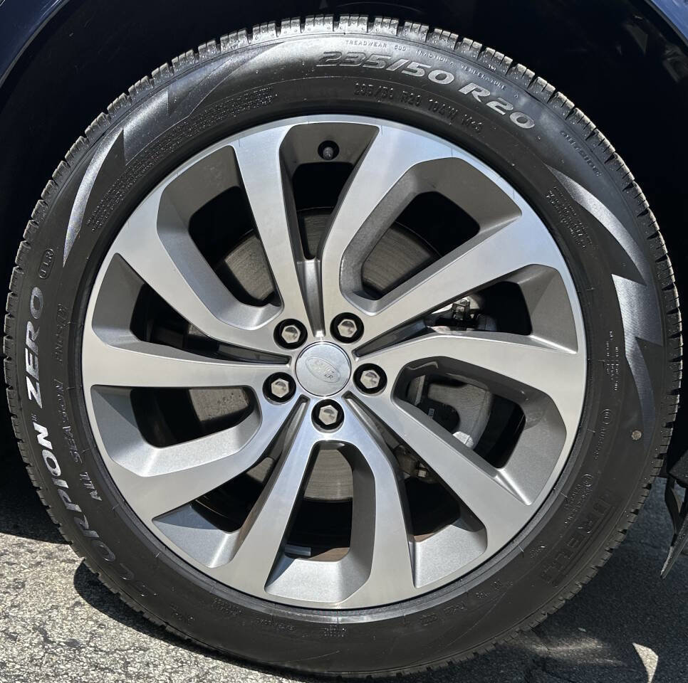 Used 2023 Land Rover Discovery Sport S R-Dynamic image 14