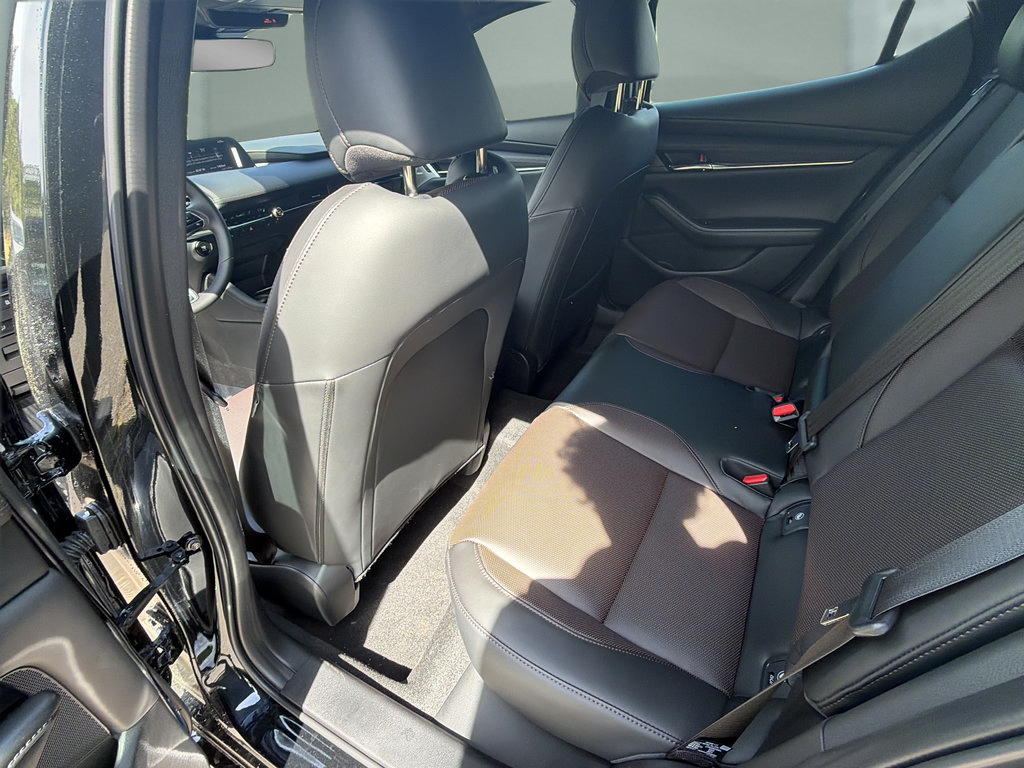 New 2026 MAZDA MAZDA3 2.5 S Hatchback w/ Premium Pkg FWD image 23
