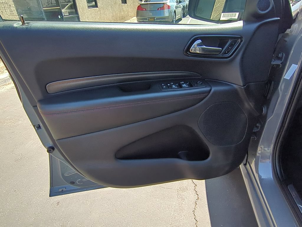 Used 2025 Dodge Durango GT AWD/4WD image 11