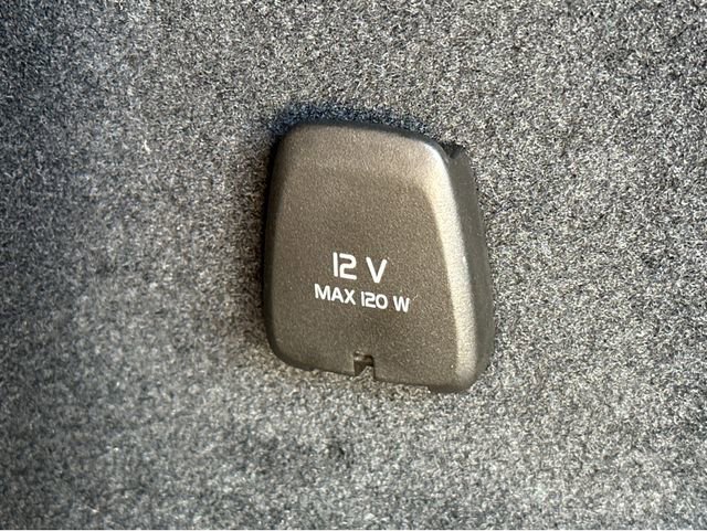 Used 2020 Volvo XC60 T5 Momentum w/ Protection Package Premier FWD image 32